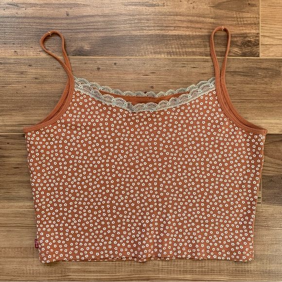 Levi’s Rust Lace Tank - Picture 4 of 15